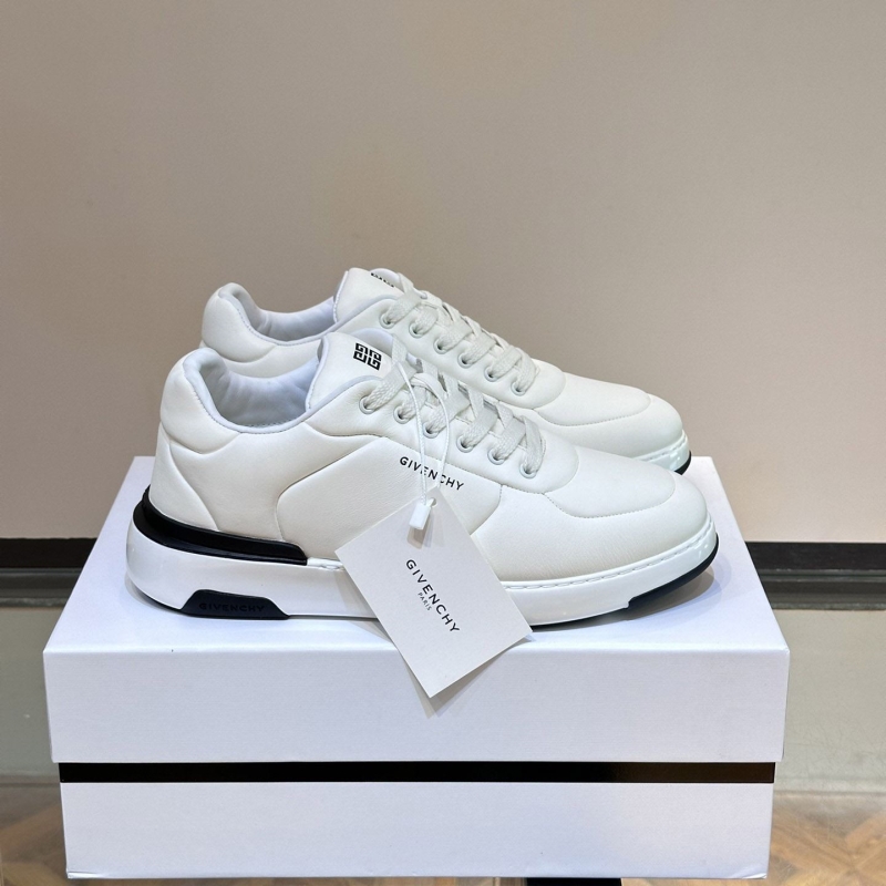 Givenchy Sneakers